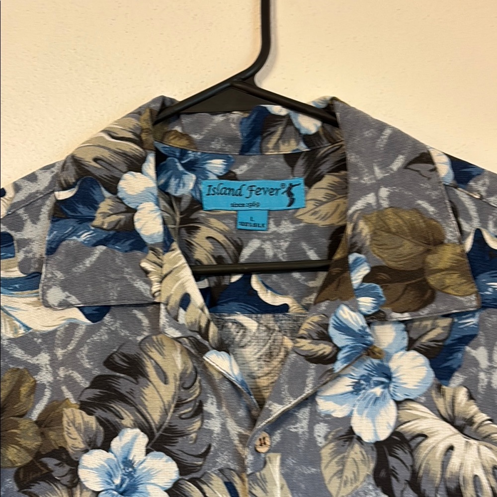 Island Fever Large Blue Floral Hawaiian Men's pocketed button down Shirt Silk - Picture 3 of 8